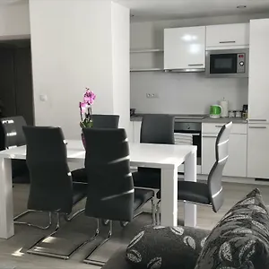 ellenőrizze a rendelkezésre állást